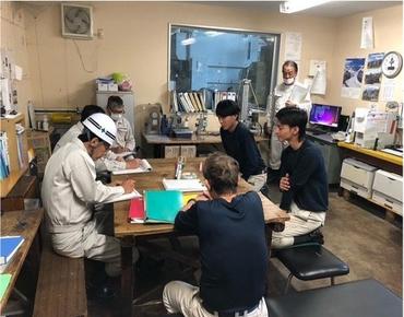 労使トップ安全巡視の様子。