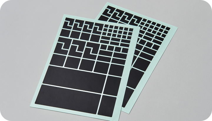 電磁界を制御する電磁波吸収体の製品サンプルの写真